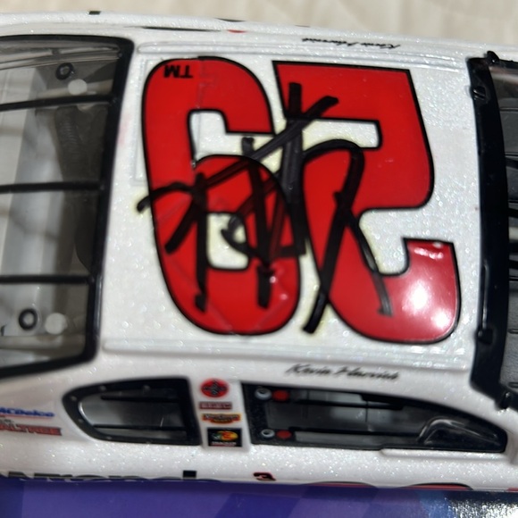 Nascar Kevin Harvick 29 1:24 scale signed - Picture 4 of 10